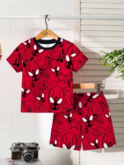 SHEIN Set de 2 piezas de pijama de camiseta de manga corta holgada y pantalones cortos con estampado de dibujos animados de superhéroes para niños, para el verano