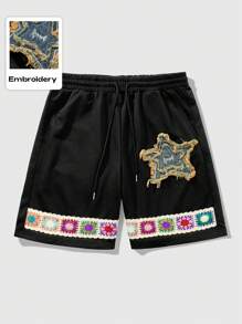 ROMWE MEN Prep Pantalones cortos deportivos con estampado floral, detalles de cinta y fuente con estrella de cinco puntas, estilo gótico, adecuado para uso diario en primavera/verano