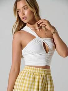 Hanevo Women's Solid Color Sleeveless Cutout Design Cropped Fitted Blouse Sportwear For Daily Wear - White - View 3