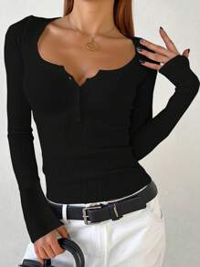 DAZY 女式修身纽扣半襟休闲长袖 T 恤、黑色上衣、秋季服装、返校服装