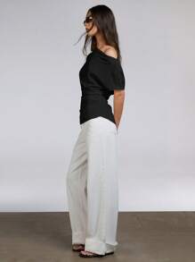 Athîral Women's Solid Color Asymmetrical Shoulder Top, Fashionable For Summer Off The Shoulder Top - Black - View 3