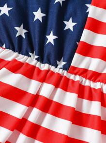 SHEIN Set de 2 piezas de camiseta sin mangas con volantes y shorts vaqueros, conjunto informal de verano para niñas jóvenes para el 4 de julio