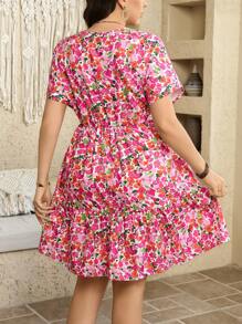 SHEIN LUNE Plus Size Women Vintage Ditsy Floral V-Neck Batwing Sleeve Casual Dress Vacation Outfits Woman Summer Outfits For Women Office Wear,Mini Dress, Vacation Style, Holiday Outfits,Boho/Bohemian,Elegant Daily Party Event,Women Boho/Bohemian Dress,Spring/Summer, Mother's Day Festival Dress,Flowy Dress Women Short Dresses Summer Women Summer Clothing Women Plus Sun Dress,Sun Dresses For Women