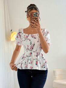 Chiquease Áo cánh hoa nhỏ xinh xắn cổ vuông tay bồng trễ vai xếp ly eo phong cách đồng quê thanh lịch - Màu be - Xem 3