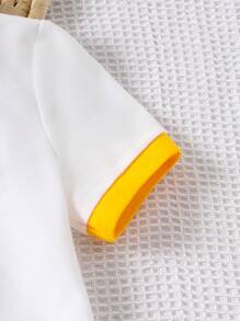 SHEIN Playful Pals 1pc Young BoyColor Block Polo Collar T-Shirt, Contrast Trim At Sleeves, Embroidered Front, Suitable For Spring/Summer Outings And Formal Gatherings