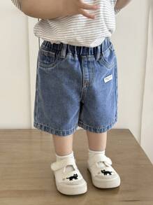 SHEIN Pantalones cortos de mezclilla casuales para bebé niño con parche - Azul lavado medio - Ver 5