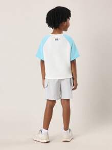 SUMWON Ensemble deux pièces d'été pour garçons, t-shirt raglan, short décontracté et athlétique. Tenue de sport et de jeu, respirante, streetwear de printemps - Multicolore - Voir 2