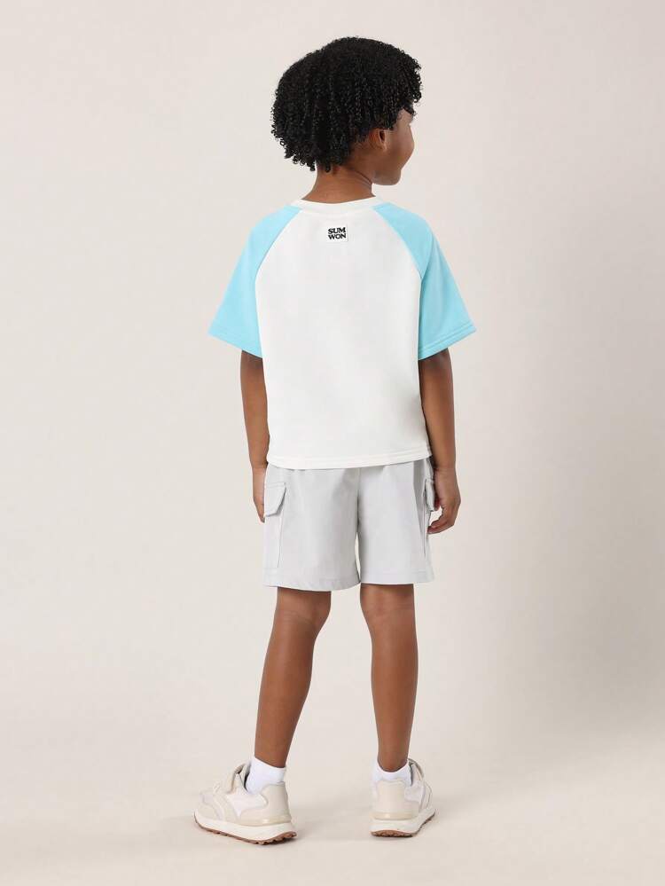Conjunto informal de dos piezas de camiseta raglán y pantalones cortos