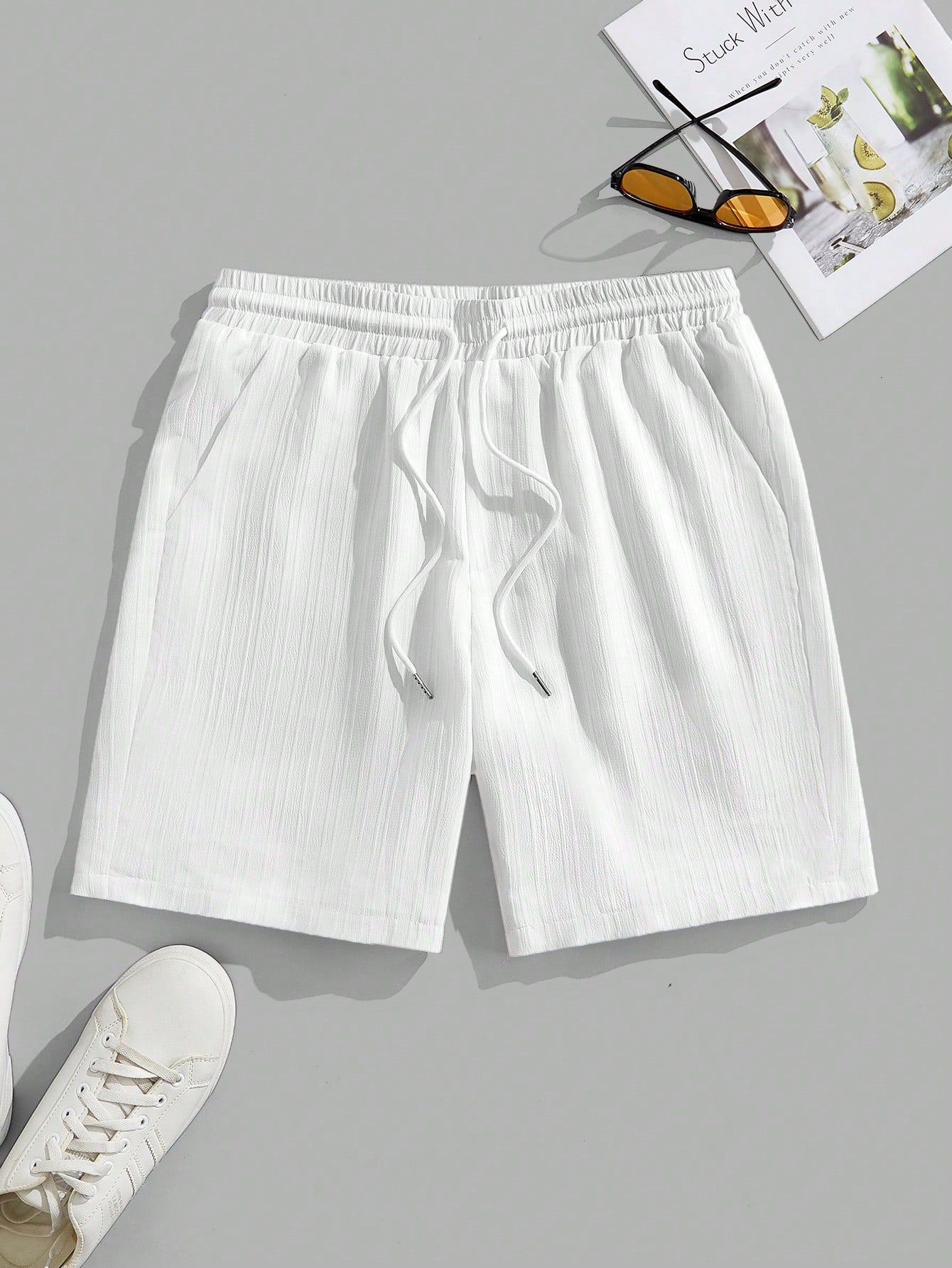 Manfinity RSRT شورتات رجالية بسحاب على الخصر، ذات...