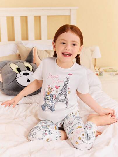 TOM & JERRY X SHEIN Conjunto de camiseta de manga corta y pantalones con estampado de dibujos animados y torre para niña, cómodo para el verano