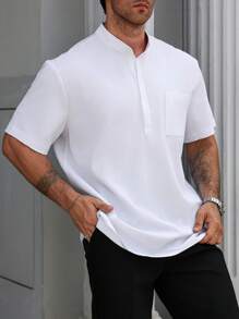 Manfinity Homme Camisa Casual de Manga Curta com Bolso e Cor Sólida, Plus Size, Verão