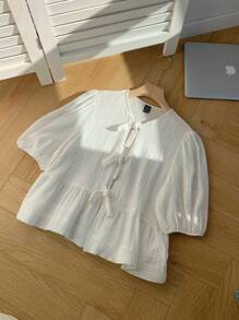 Comfortcana Blusa casual de mujer talla grande con nudo delantero y volantes en el bajo, para verano y vacaciones - Blanco - Ver 3