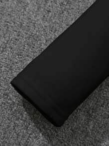 SHEIN 男童休閒舒適印花圖案高領針織長袖上衣 - 黑色 - 查看 6