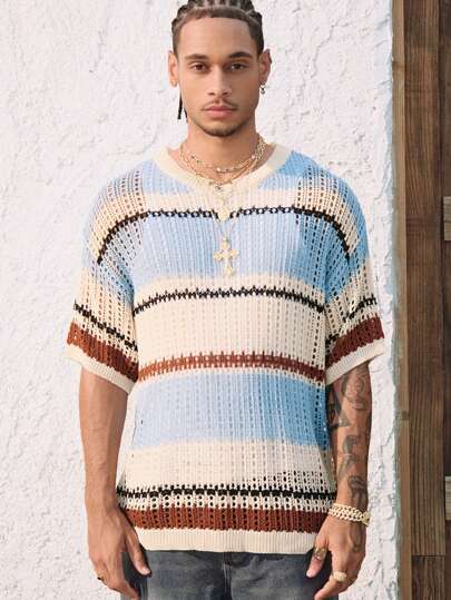 Street Life Camiseta casual de punto de manga corta con cuello redondo, estampado a rayas de color contrastante para vacaciones para hombres