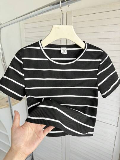 SHEIN Tween Girls Casual Mixed Nova Stripe Round Neck Short Sleeve Top
