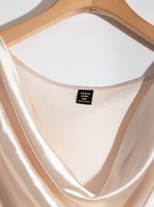 SHEIN PETITE CURVE 大码纯色缎面垂领上衣和半裙套装，优雅奢华风格 - 杏色 - 查看 3