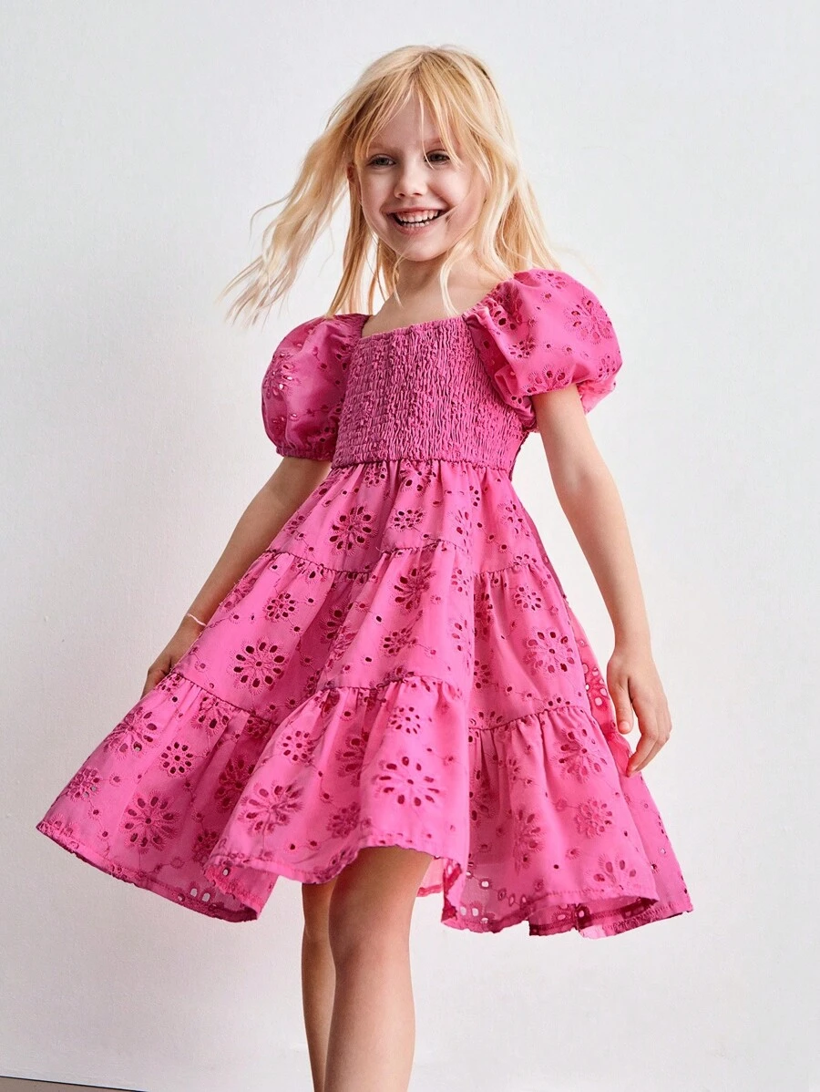 SHEIN Vestidos de verano casuales y lindos con mangas abullonadas y estampado en relieve para niñas jóvenes - Rosa - Ver 1