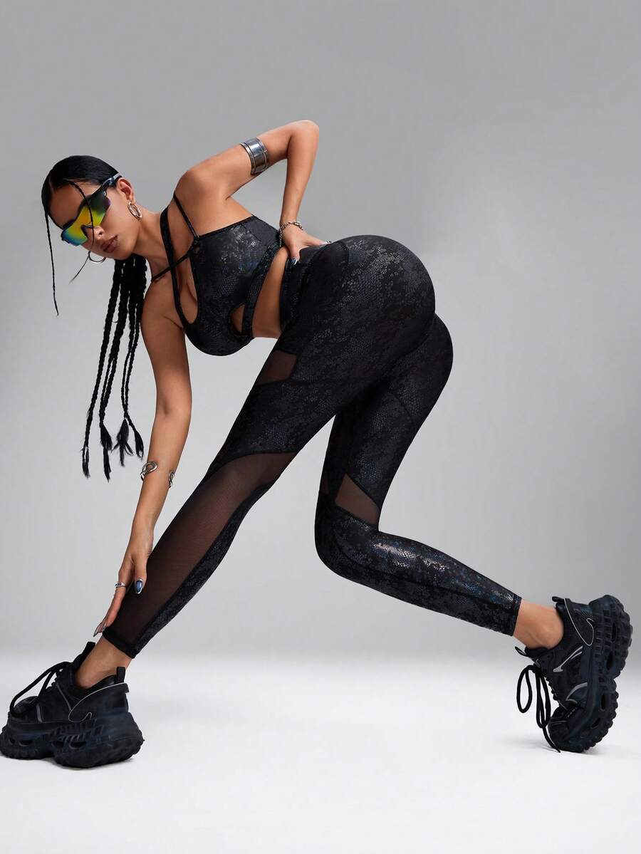 Innovista 光泽塑形和超性感人造皮革效果运动文胸，动物印花，液体光泽提升运动文胸，自信贴合，奢华性能，光泽塑形和超性感人造皮革效果运动紧身裤，动物印花，液体光泽提升运动裤，自信贴合，高米曲线，网眼镂空，哑铃重量，户外，自行车，骑自行车，跑步，有氧运动和有氧运动，瑜伽和普拉提，拳击，徒步旅行和徒步旅行，网球和高尔夫，机器和设备训练装备，健身服和运动服，都市运动休闲，时尚偶像，时尚和时尚，音乐节套装的光彩感，街头性感贴合，日常必备轻松穿着，TikTokActivewear，现代运动，秋季动力，WAG - 彩色 - 查看 1