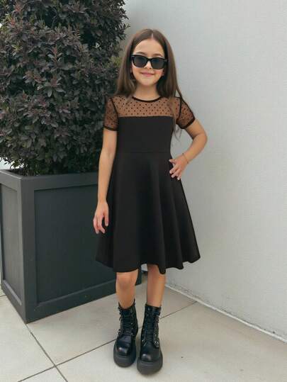 فستان بياقة طاقم وأكمام قصيرة، تصميم مبسط من نسيج شبكي متناوب، مناسب للفتيات المراهقات