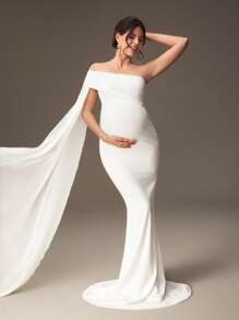 SHEIN Schwangere Frauen einfarbiges Kleid mit asymmetrischem Ausschnitt, elegantes Feenkleid, Fotoshoot-Outfit für Schwangerschaftsfotoshooting