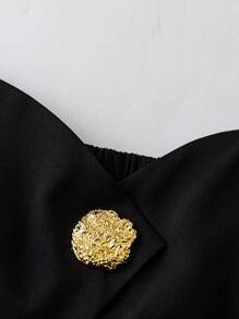 SHEIN Clasi Plus Size Women's High Waist Floral Decor Button Closure Pants - Black - View 4