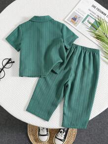 SHEIN 2 件婴儿苔绿色纹理面料 Polo 领短袖上衣和松紧腰裤套装，休闲百搭服装，适合居家、上学和运动 - 墨綠色 - 查看 2