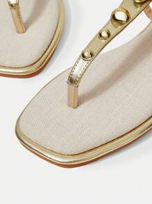 MOTF PREMIUM STUDDED FLAT FLIP FLOP SANDALS FOR CHRISTMAS - Gold - View 6