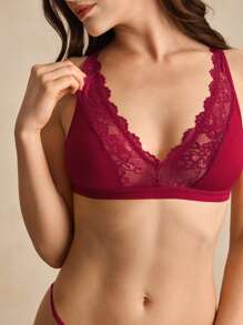 Charlaine Seksowny biustonosz damski z koronką w jednolitym kolorze i bezprzewodowymi wstawkami