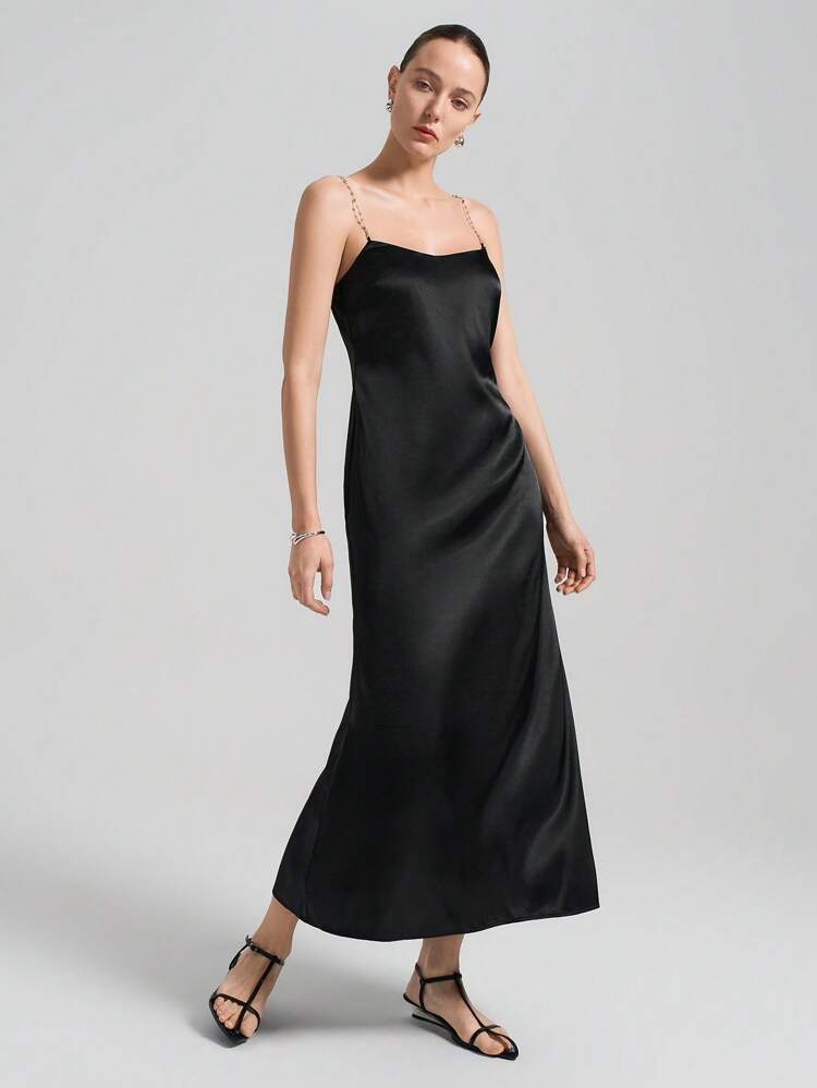 2025 Women's Summer Solid Color Splicing Chain Strap Elegant Maxi Dress, Black Elegant Dress, Metal Heart-Shaped Strap, Elegant Party, Island Resort Wear, Suitable For Summer, Beach, Music Festival