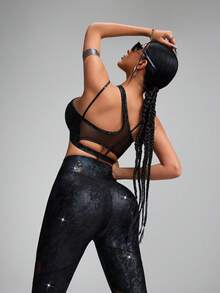 Innovista 光泽塑形和超性感人造皮革效果运动文胸，动物印花，液体光泽提升运动文胸，自信贴合，奢华性能，光泽塑形和超性感人造皮革效果运动紧身裤，动物印花，液体光泽提升运动裤，自信贴合，高米曲线，网眼镂空，哑铃重量，户外，自行车，骑自行车，跑步，有氧运动和有氧运动，瑜伽和普拉提，拳击，徒步旅行和徒步旅行，网球和高尔夫，机器和设备训练装备，健身服和运动服，都市运动休闲，时尚偶像，时尚和时尚，音乐节套装的光彩感，街头性感贴合，日常必备轻松穿着，TikTokActivewear，现代运动，秋季动力，WAG - 彩色 - 查看 2