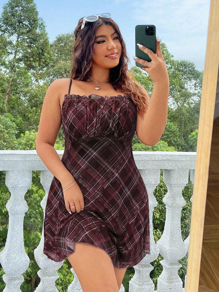 SHEIN EZwear 大码女式褶皱格子针织网眼吊带裙