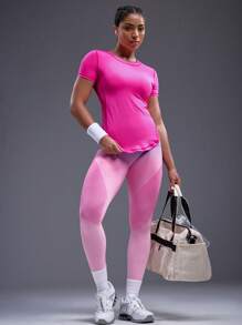Powerista 女士纯色短袖时尚运动T恤，适合夏季压缩衫健身衫 - 玫紅色 - 查看 4