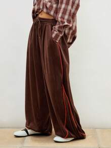 COUREZ Unisex Low Rise Oversized Velour Joggers With Contrast Piping /Summer Outfits For Women Y2K Summer Bottoms Summer Clothes Vintage - Brown - View 8