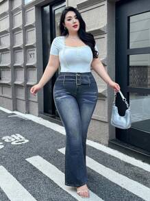 SHEIN EZwear Calça Denim Longa com Botões Decorativos, Flare, de Stretch, Azul Escuro, Plus Size, Verão - Lavagem escura - Visão 5