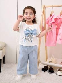 SHEIN Babygirl 可爱夏季针织蝴蝶结短袖T恤和条纹松紧腰裤套装 - 藍白色 - 查看 1