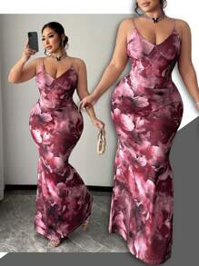 SHEIN SXY Plus Size Women Sexy Colorful Butterfly Print Camisole Top And Fishtail Hem Skirt 2 Pieces Set, Suitable For Everyday Wear, Festival, Date Night, Birthday, Bachelorette Party, Wedding, Elegant, Casual, Shopping, Streetwear, Going Out, Coquette, Easy To Match & Looks Slim, Accent Your Body, Flatter The Figure - Multicolor - View 1