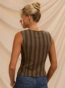 SHEIN Forever 21 Summer Women Prom/Formal/Beach/Vacation/Cute/Western Wear/Business Casual/Elegant/Birthday/Going Out/Club/Office/Festival/Rave/Work/Classy/Country Concert/Brunch//Old Money/Airport/Modest/Church/Fairycore/Sexy/Funny/Hippie/Tea Party/Y2k/Streetwear/2000s/Disco/Spring Break/Graduation/Wedding Guest/Cocktail/Vintage/Resort/Coachella/Mother's Day/1960s Coachella/V-Neck Sleeveless Brown Top