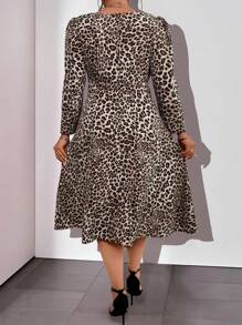 SHEIN Clasi Damen Lässig Kleid in Große Größen, Leoparden-Muster Langarm