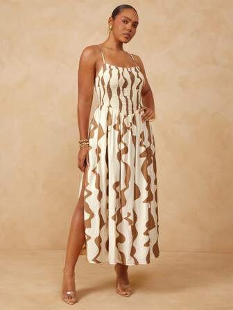 L'Amorae 大码夏季度假全身印花荷叶边吊带连衣裙