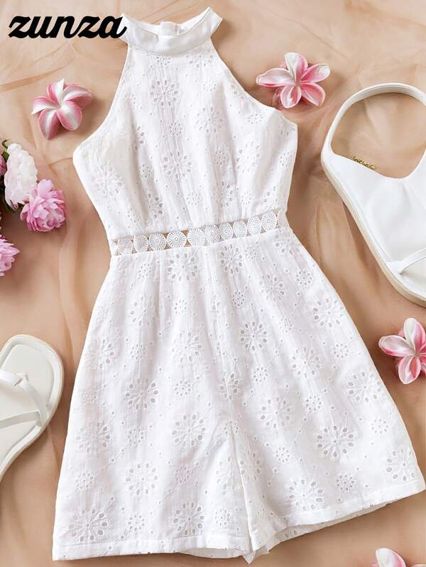 Mono juvenil informal y elegante con encaje floral y calado, color blanco, apropiado para vacaciones y ocio, primavera/verano