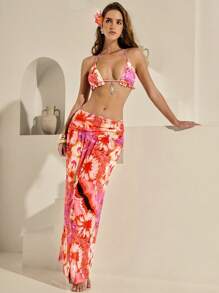 SHEIN Swim Conjunto de traje de baño de 3 piezas para mujer con top de bikini con halter acolchado y volantes con estampado de planta tropical y falda larga de cintura alta, para uso casual en resort