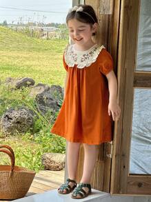 SHEIN Vintaside Kids Vestido de manga corta para niña con cuello Peter Pan, bordado floral, color naranja, adecuado para festivales, uso diario casual y fiestas relajadas