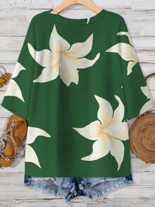 EMERY ROSE Plus Size Women Summer Casual Floral Print Loose T-Shirt,Flower/Vacation/Spring - Green - View 2