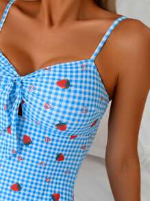 SHEIN Swim 1 件女式可爱格子草莓心形印花蝴蝶结前褶边下摆连体泳衣，休闲度假沙滩装