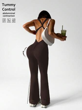 Slayform 正面拉链无袖运动连体裤，撞色饰边，镂空后背，腰部和下摆收褶，适合春夏季