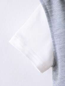 SHEIN Conjunto de ropa interior para bebé recién nacido niño: Camiseta blanca sencilla + Camiseta de manga corta + Chaleco ligero + Pantalones cortos casuales de color liso