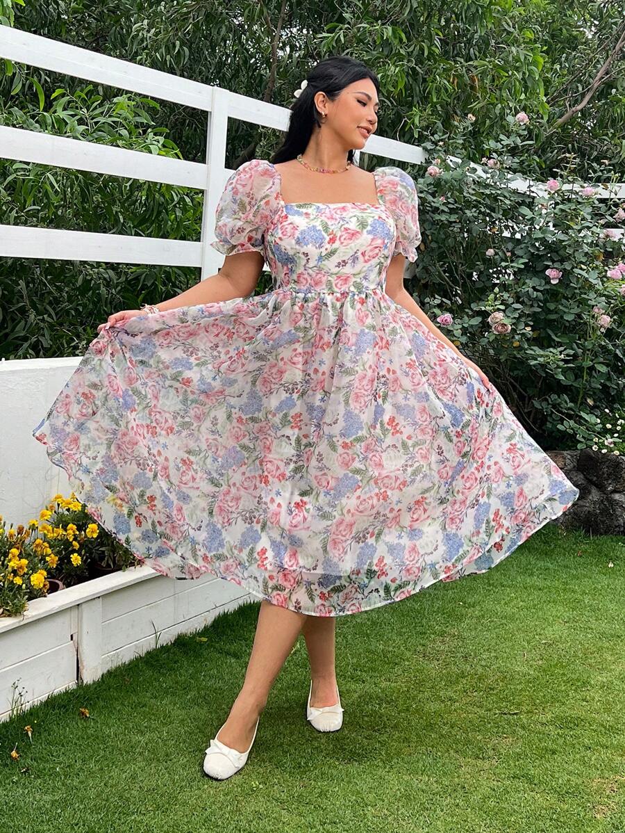 SHEIN EZwear Floral Print Plus Size Women Square Neck Puff Sleeve Princess Mini Dress - Pink - View 1