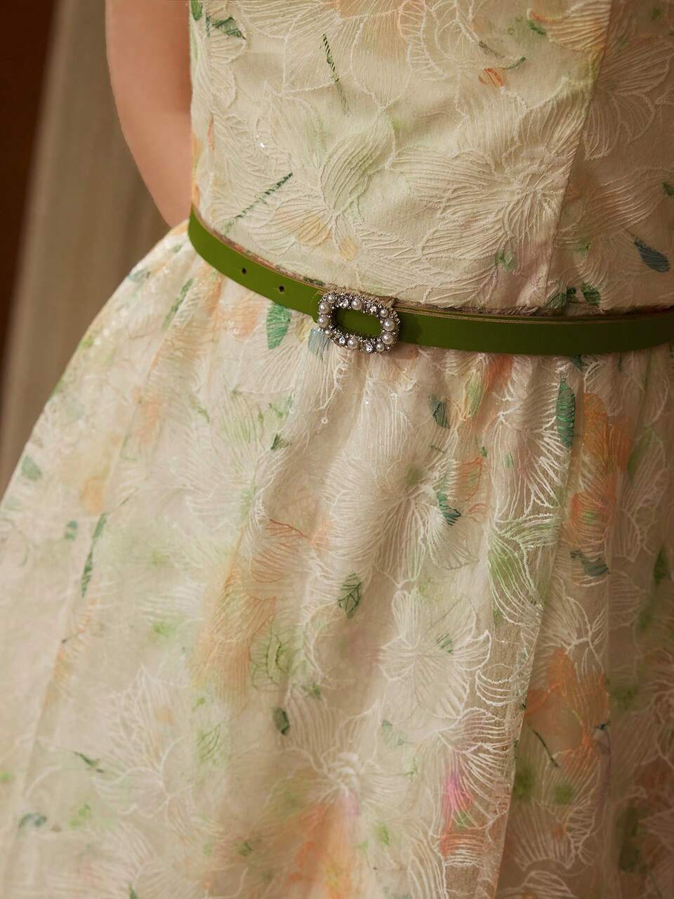 FLORAL PRINT EMBROIDERY DRESS