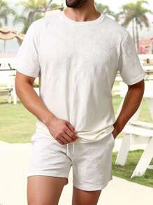 ResortEase 大码男士花卉提花圆领短袖T恤和短裤套装 - 白色 - 查看 5