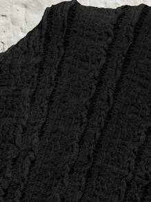 SHEIN LUNE V 领不对称下摆纽扣前襟衬衫，纹理提花面料，女士休闲度假优雅衬衫 - 黑色 - 查看 7